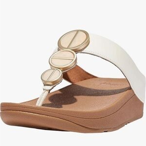 New FitFlop Halo Metallic-Trim Toe-Post Thong Flip Flop Sandals 6.5 FE5-477-045